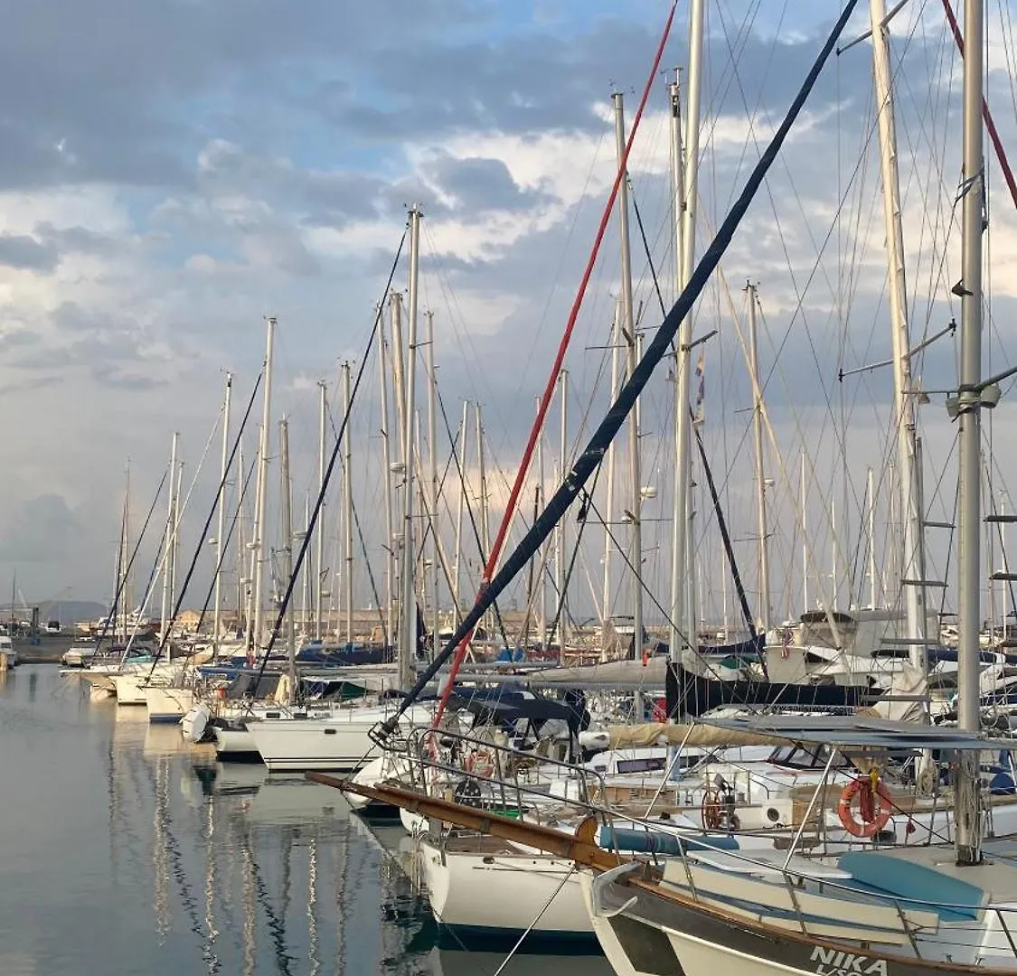 Seaside Apartment Larnaca Cyprus