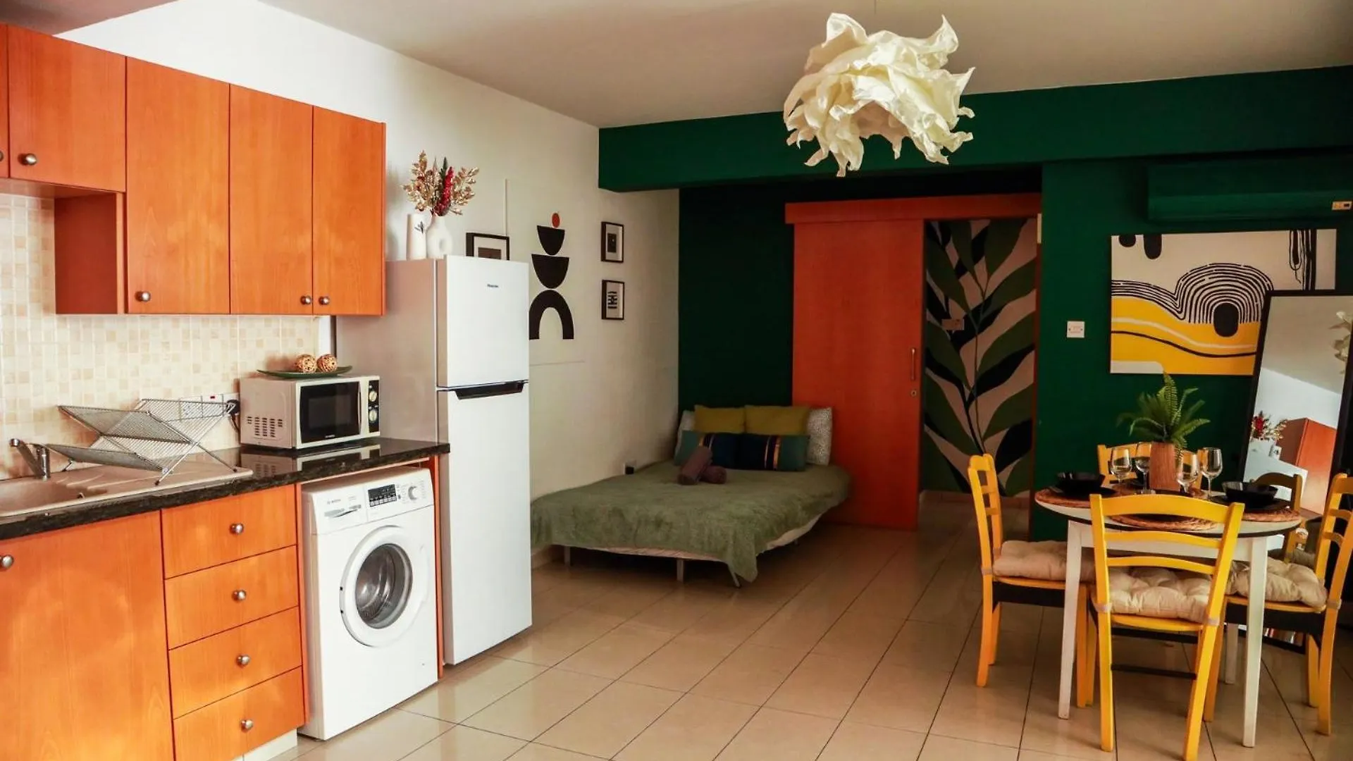 Seaside Apartment Larnaca